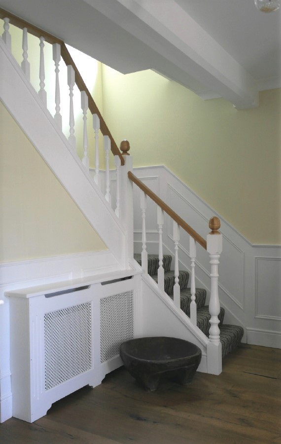 Heritage-Design-Staircase-blending-into-ceiling